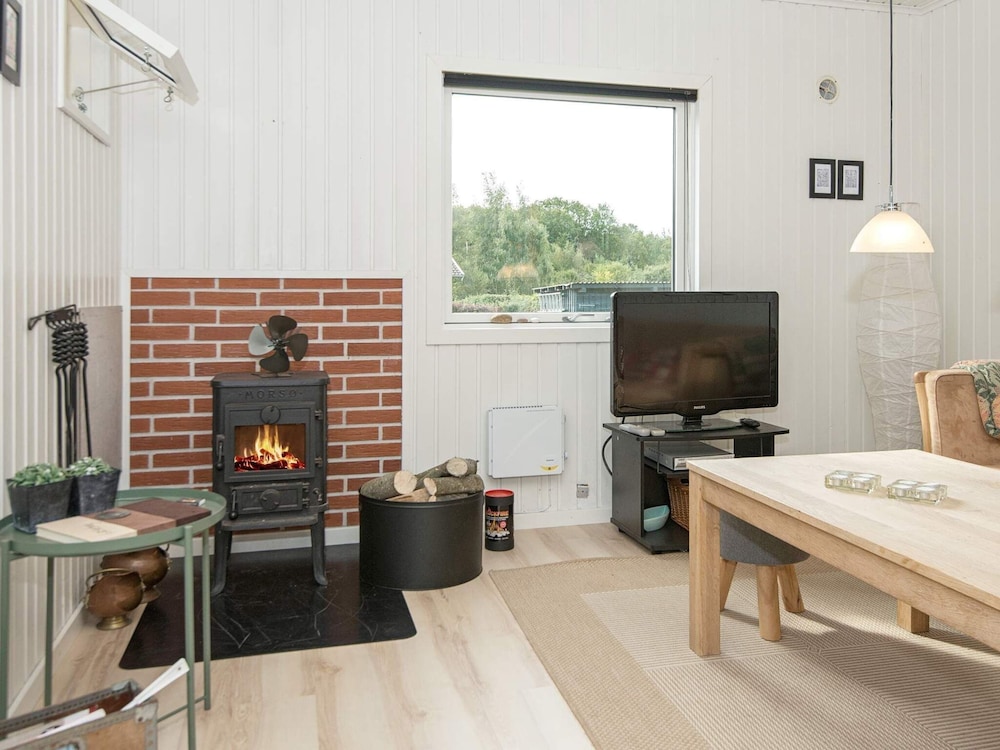 6 Person Holiday Home in Borkop