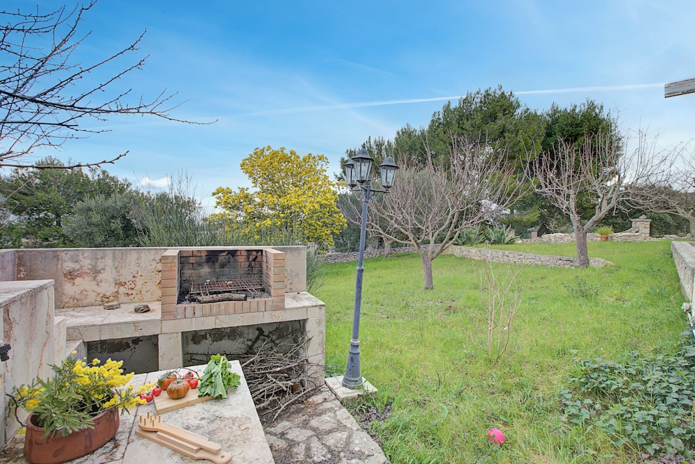Trulli Silvana In Locorotondo