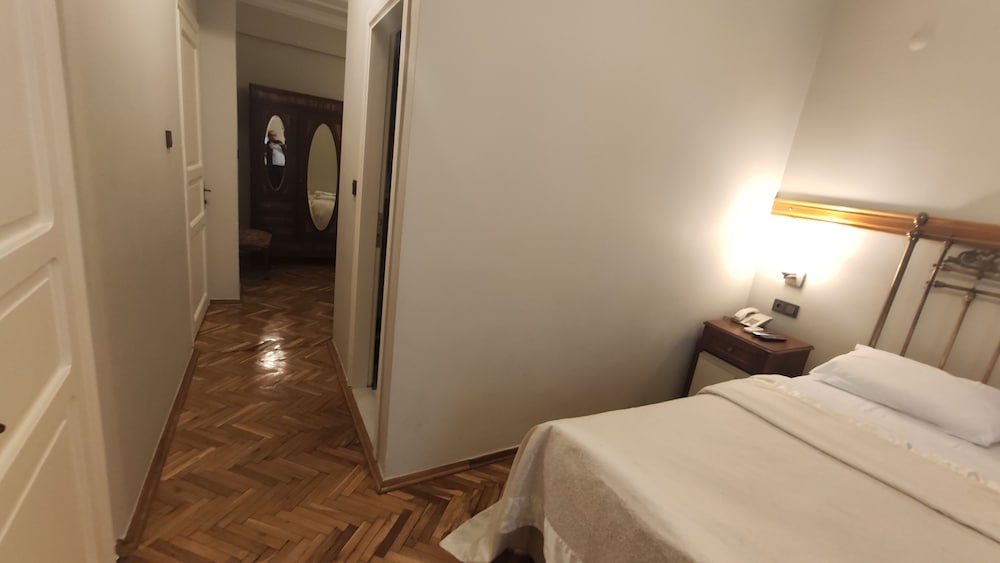 Hotel Turkoman becomes Turkoman Otel. - Image 51