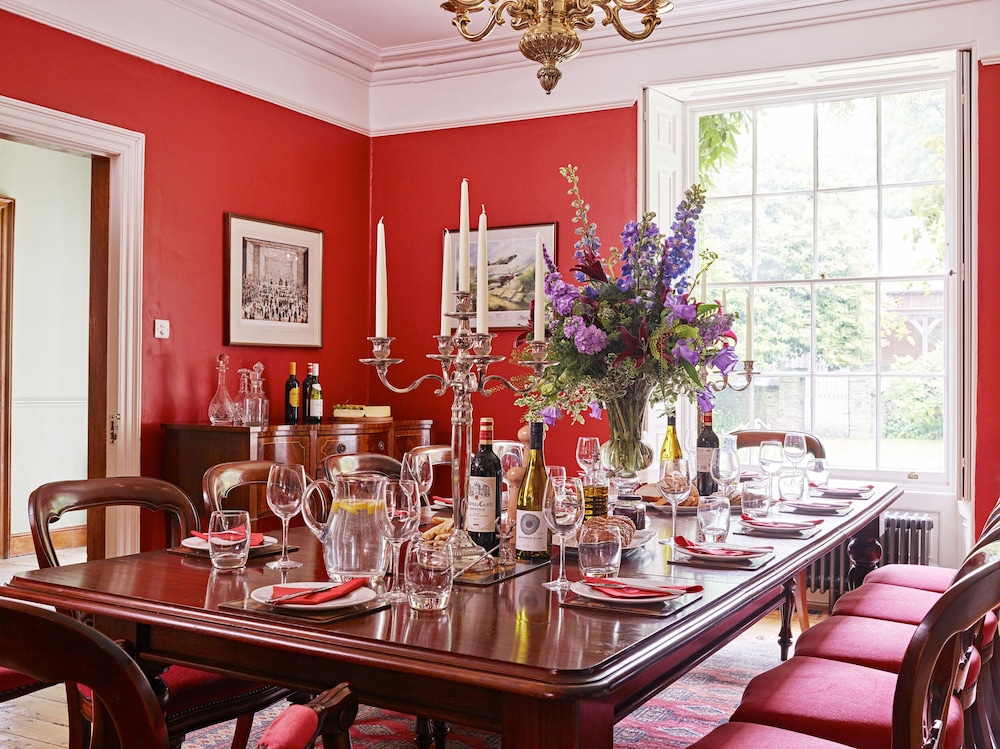 Gitcombe House