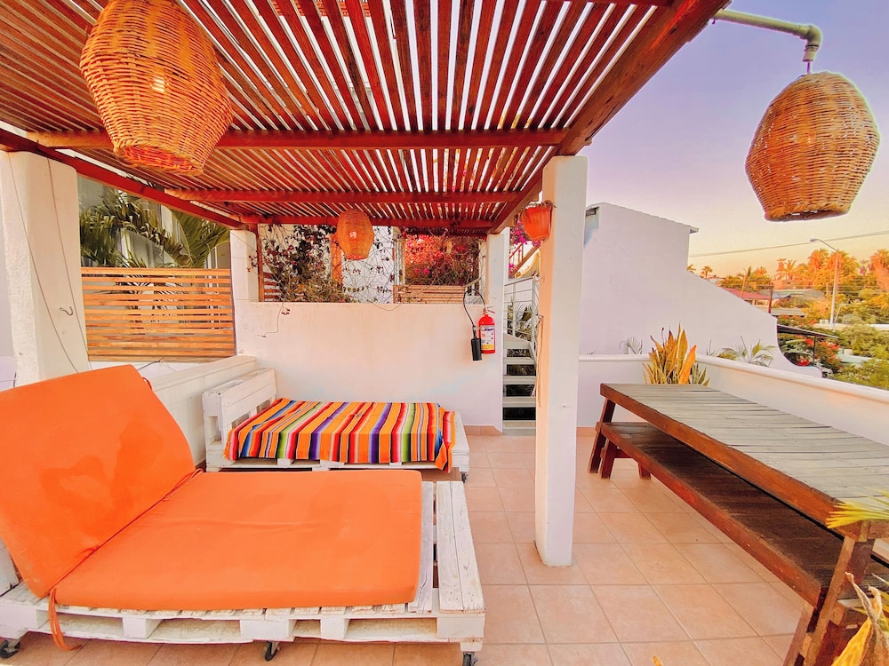 Perro Surfero Hotel Boutique - Todos Santos, BCS