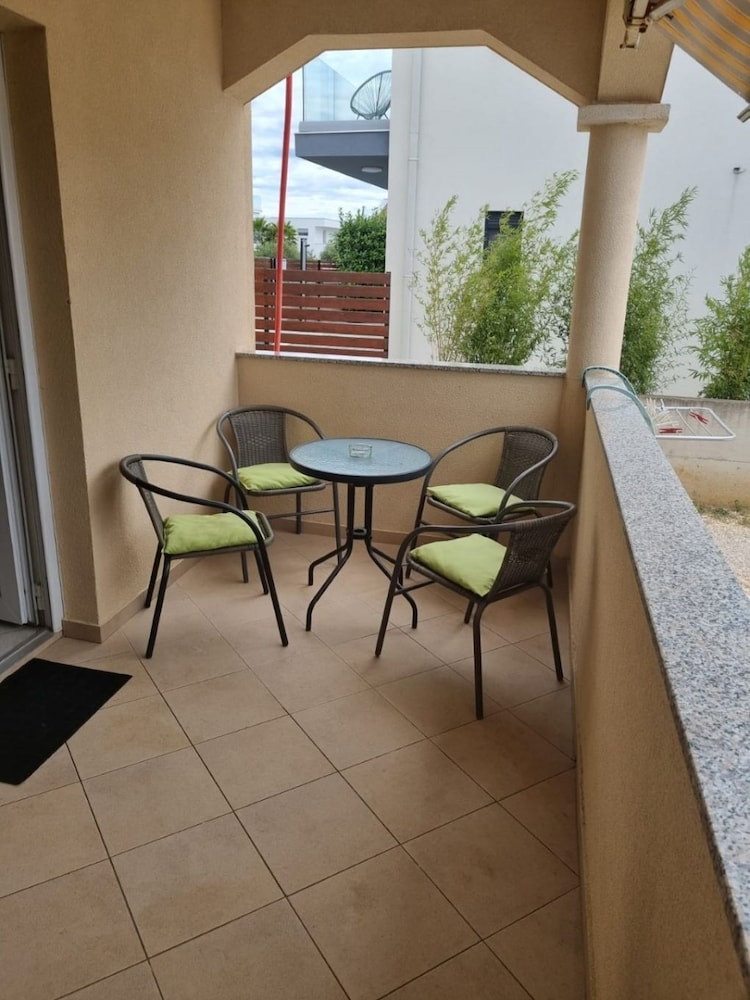 Mare - 20 m From Beach - A2