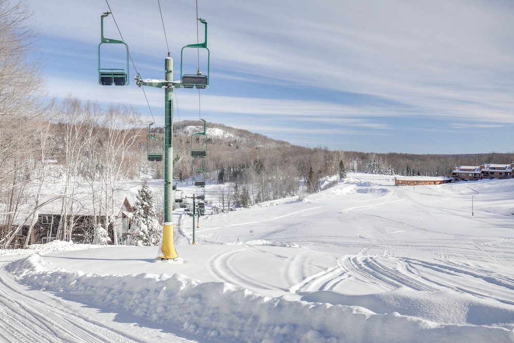 Million Dollar View! Whitecap Mtns Ski Resort Home