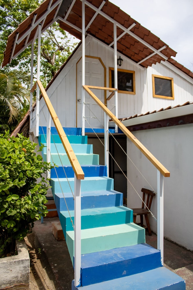 Hotel Pension Playa Samara - Image 1