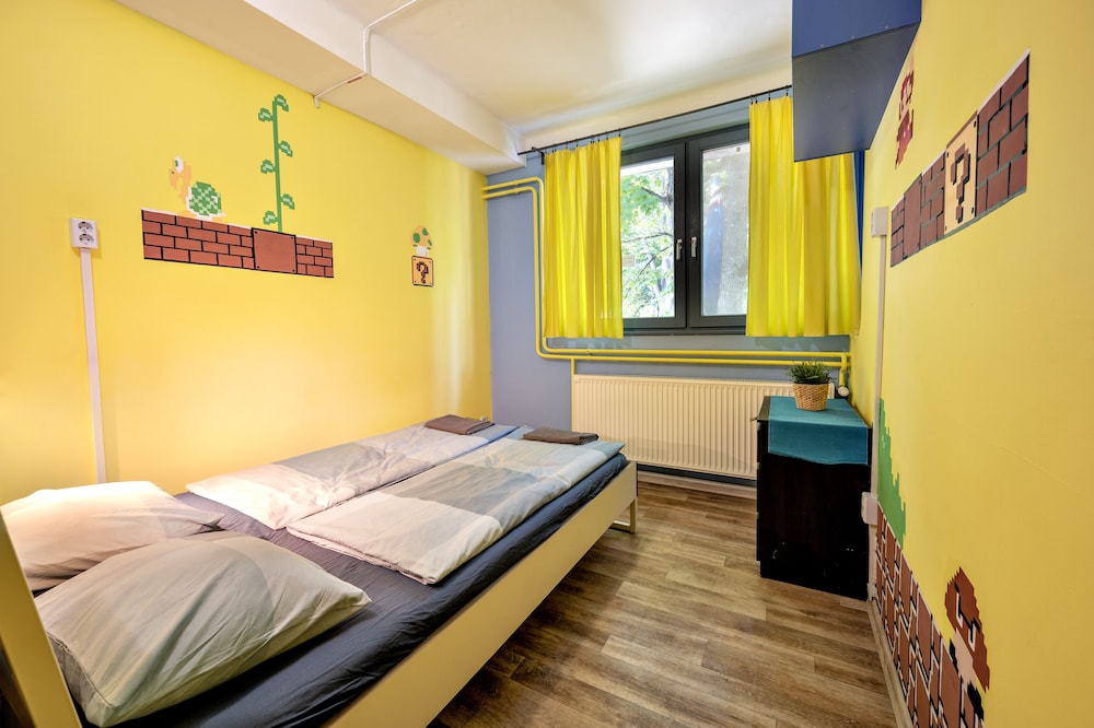 Island Hostel - Adults only