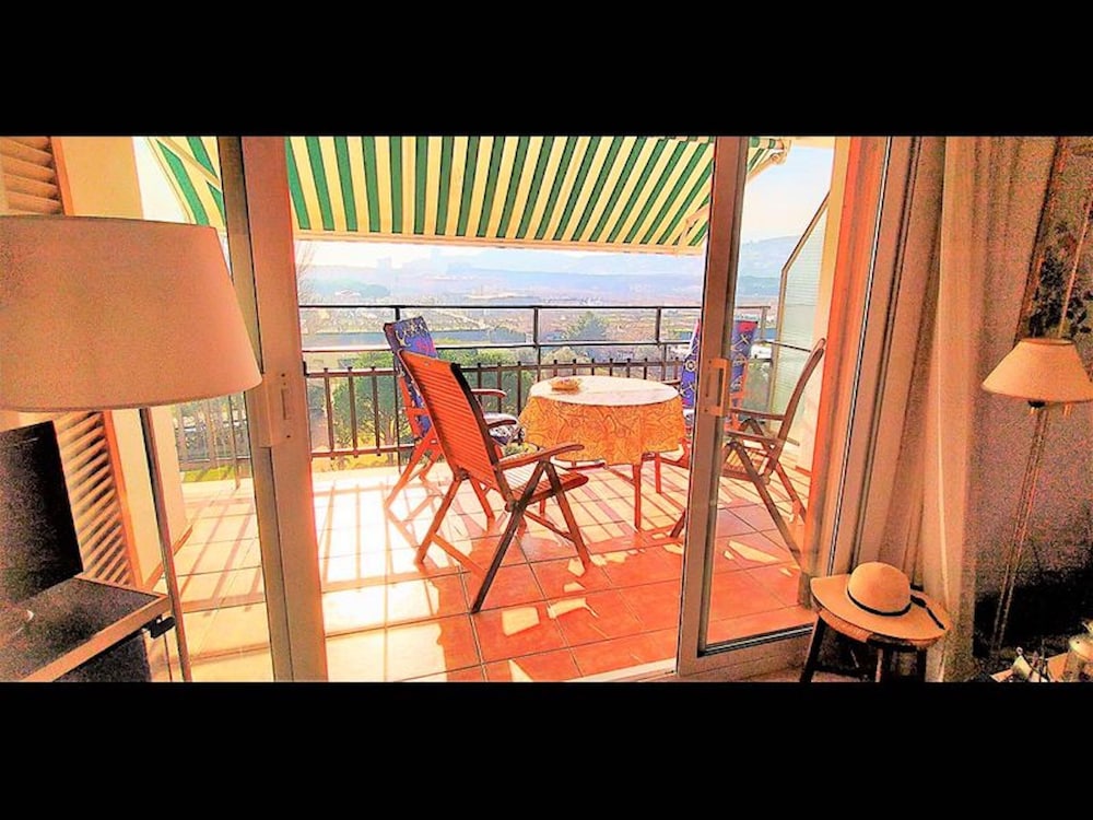 Beautiful Apartment In Residential Complex