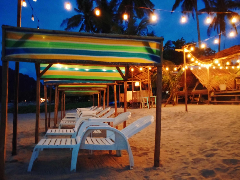 Amwani Beach Camp