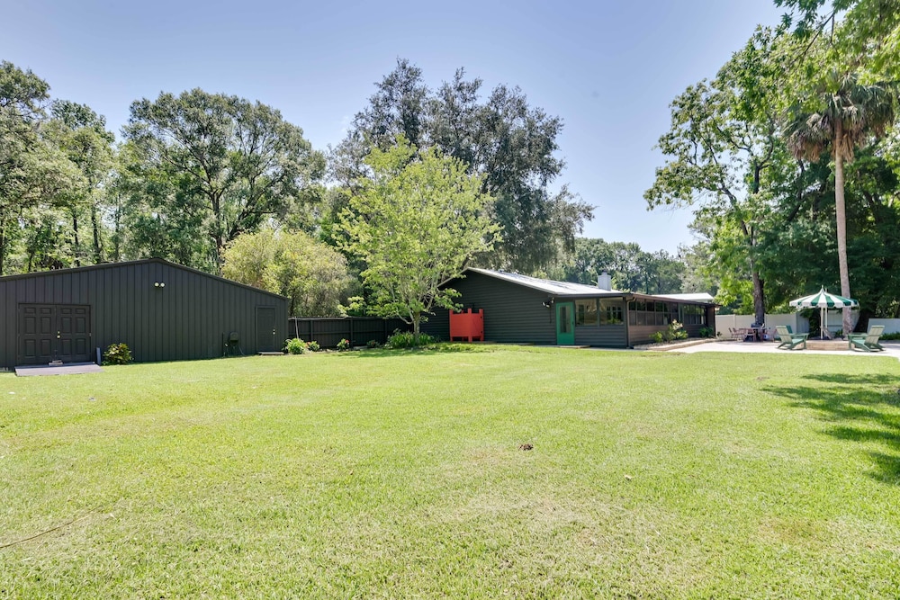 'chateau Relaxo' Homosassa Riverfront Cottage!