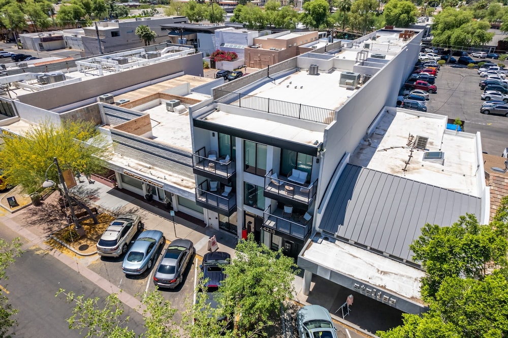 Old Town Studio Gym Biz Center Walk 2 Everything