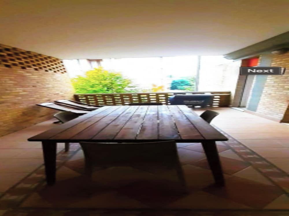 Spacious Flat With Large Terrace-beahost