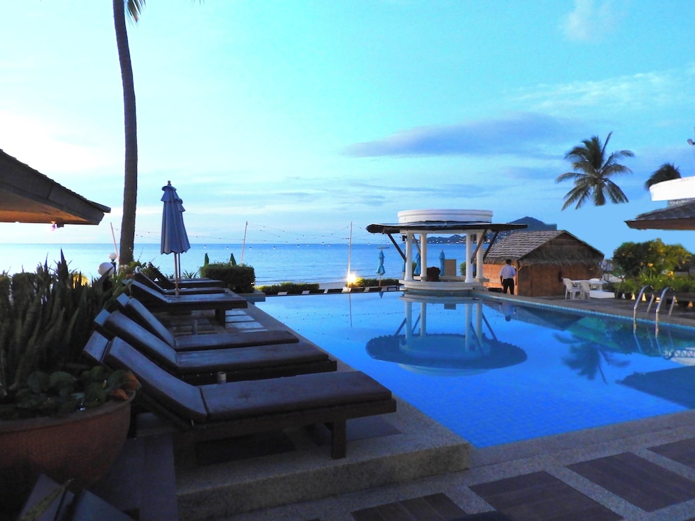 The Beachfront Hostel