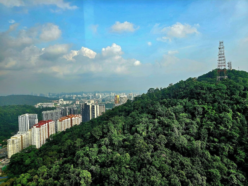 Damansara Seresta
