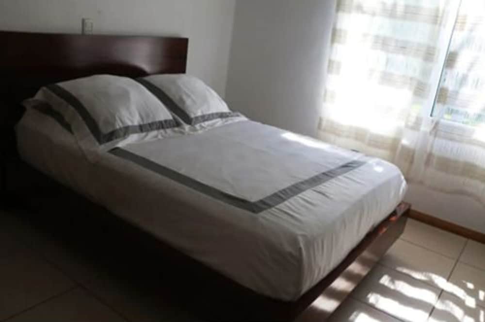 Ixtapa Exclusiva Villa en la Zona Hotelera view 2