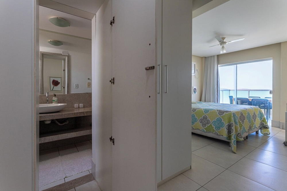 Apto Pet Friendly com 3 Su tes e Vista Para o Mar
