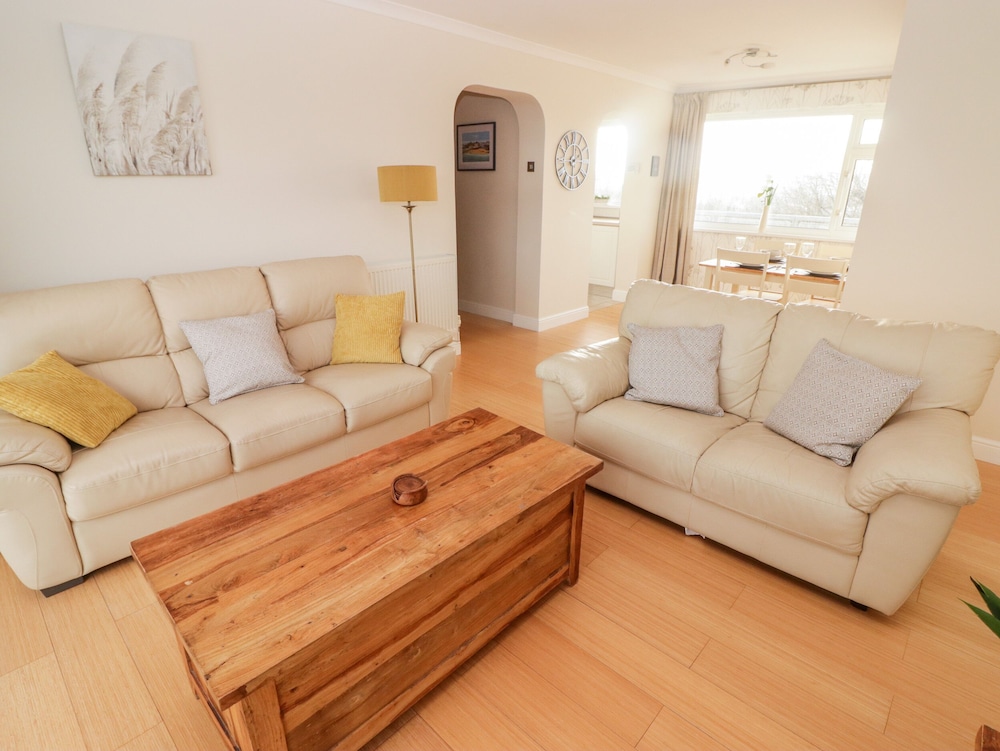 54 Croft Court