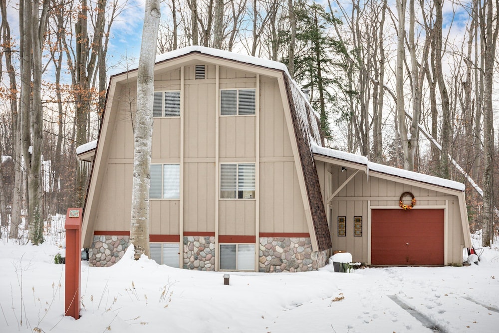 Sugarloaf Chalet 3BDR Loft 2510