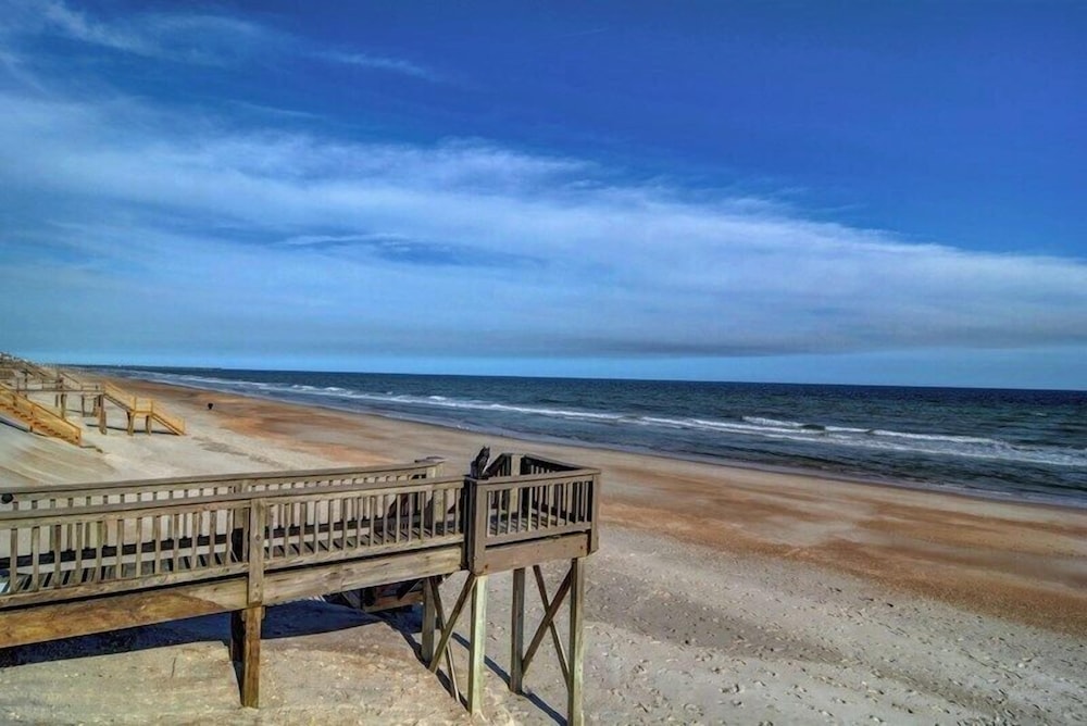 Sassy Seahorse by Topsail Realty