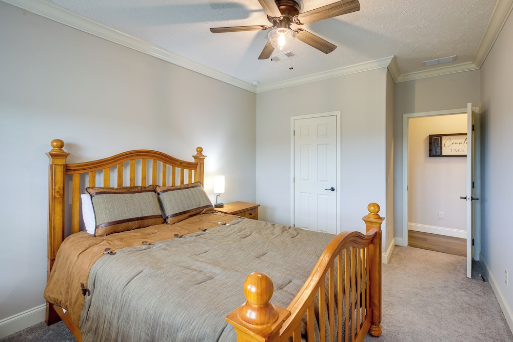 Crossville Home Near Lake Tansi + Hiking Trails! view 3