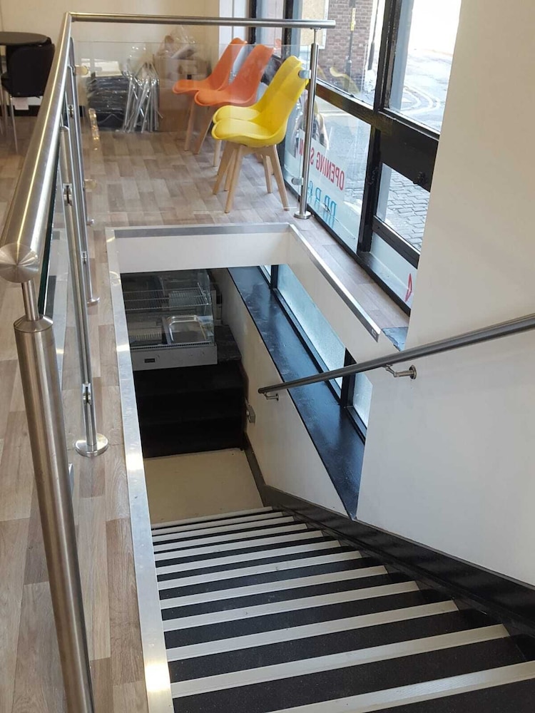 Rahman Hostel - Manchester