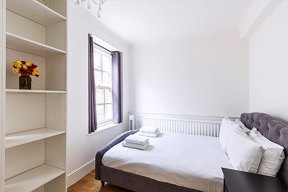 Spacious 4-bed House Near Liverpool St