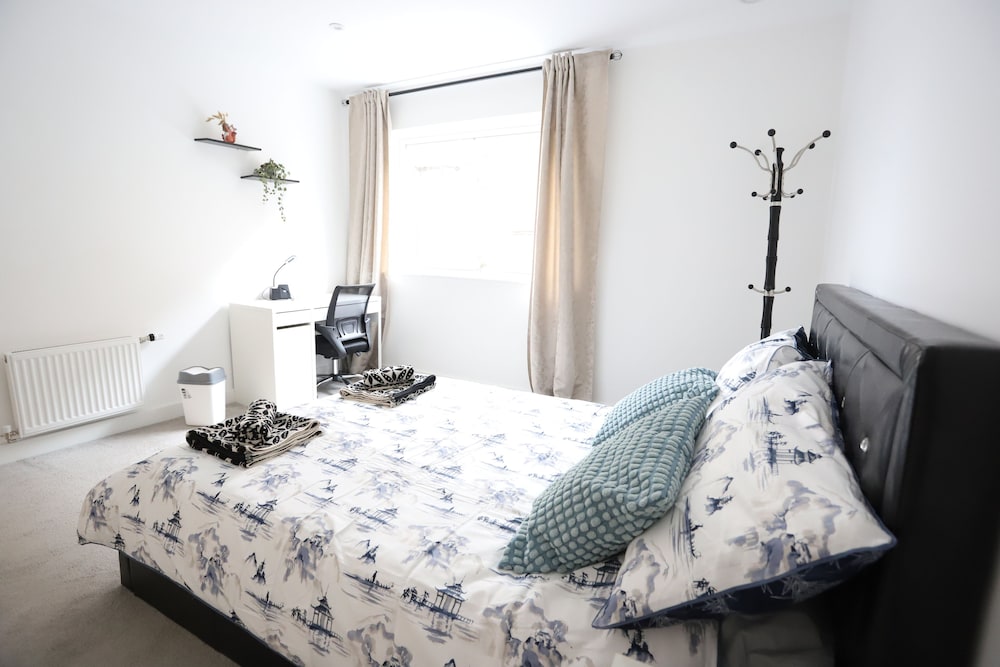 Luxury London Apartment With 5 Bedrooms