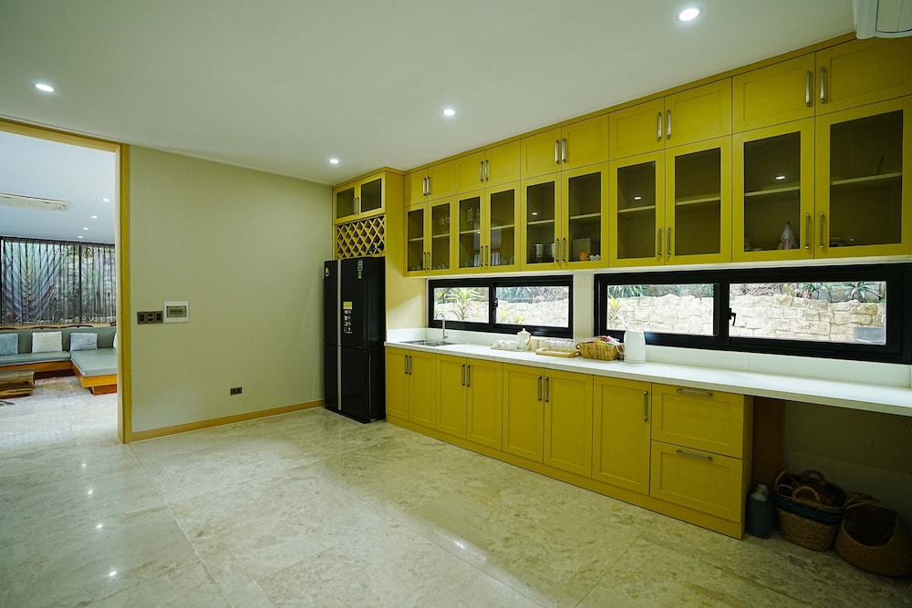 MOUNTAIN VILLA view 4