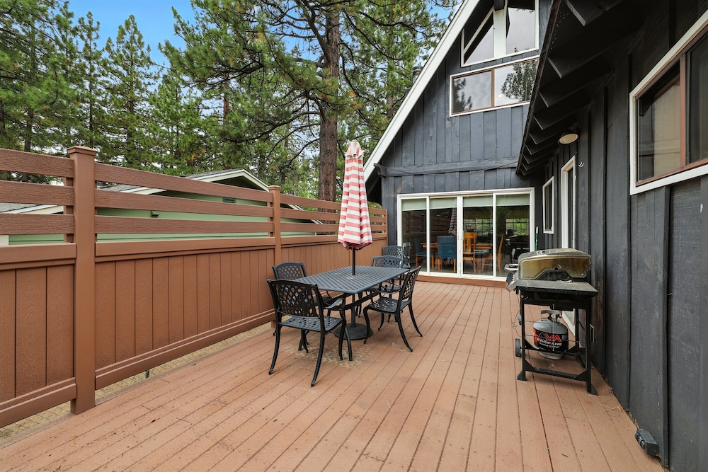 Big Bear Lake Cabin With Game Room 3 Bedroom Cabin