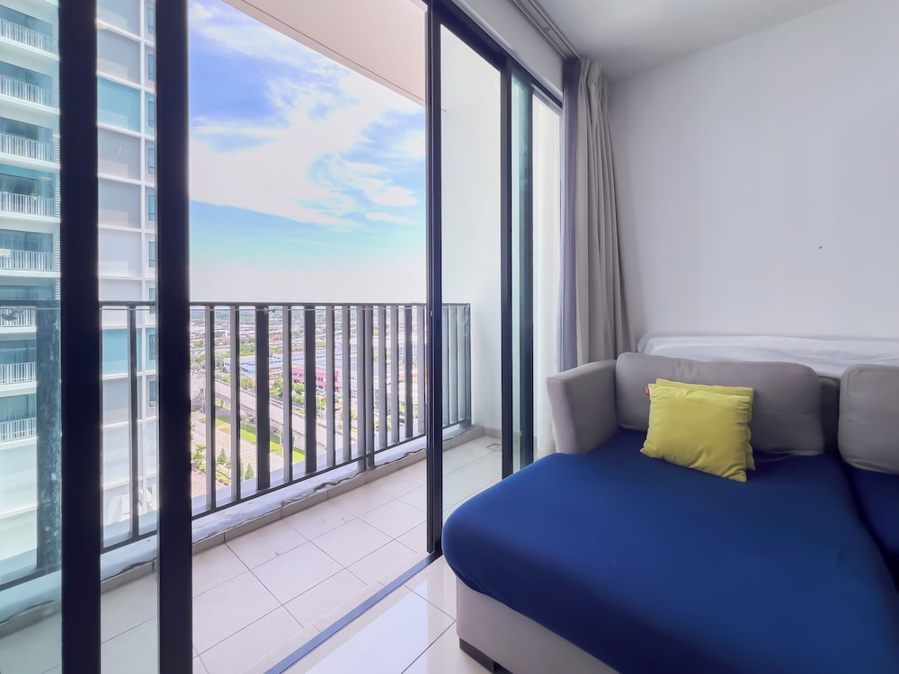 I City Luxury Condo Shah Alam Smarthome