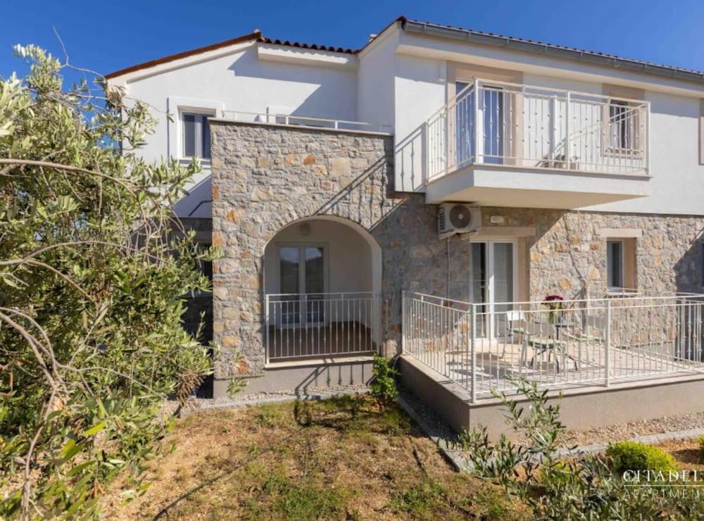 Vitality Island Citadela Apartments