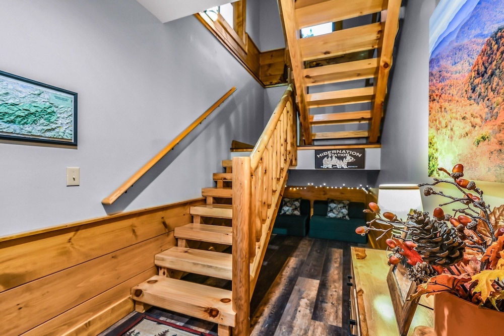 Panoramic Pointe 2 Bedroom Cabin