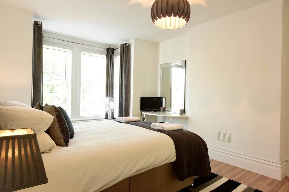 Grosvenor House view 4