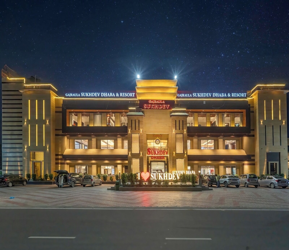 Gajraula Sukhdev Dhaba & Resort