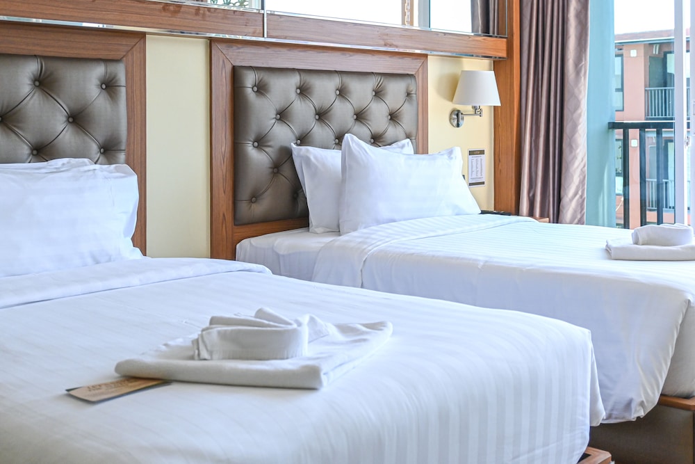 Golden Sea Hua Hin