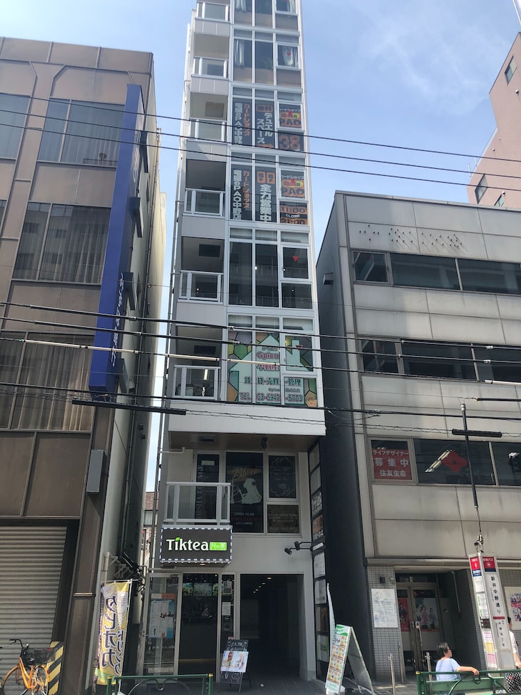 illi Esu Nakano