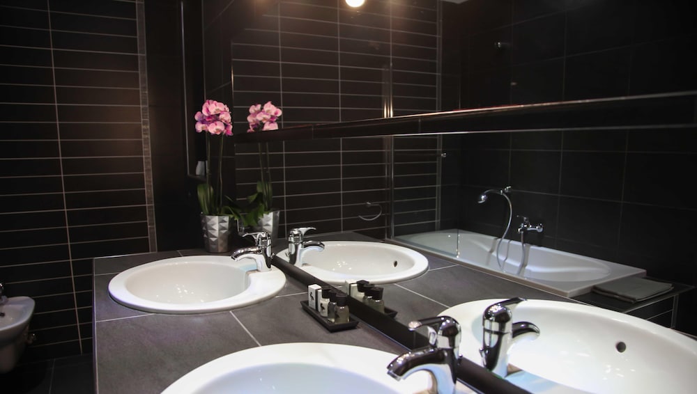 IPrime Suites