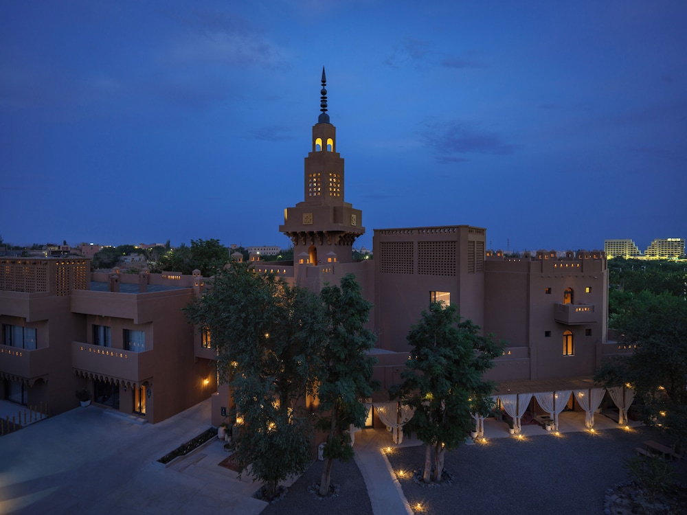 Rizamat Manor Bed&Breakfast