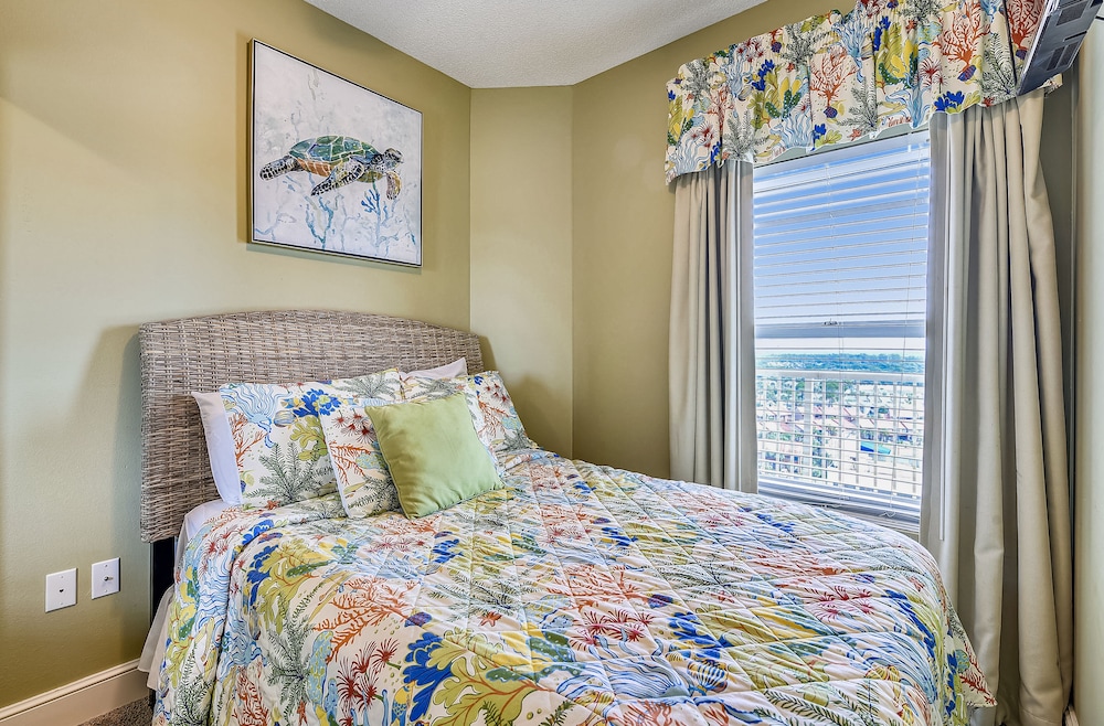 Majestic Beach Resort by Book That Condo