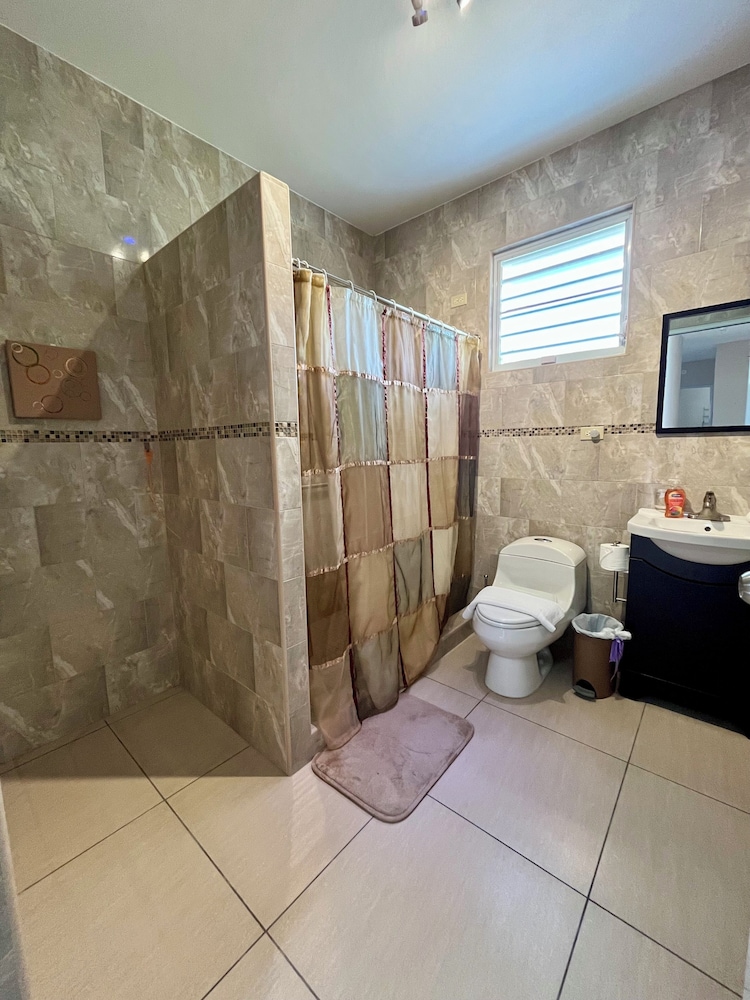 Ocean View House Quebradillas & Rooftop
