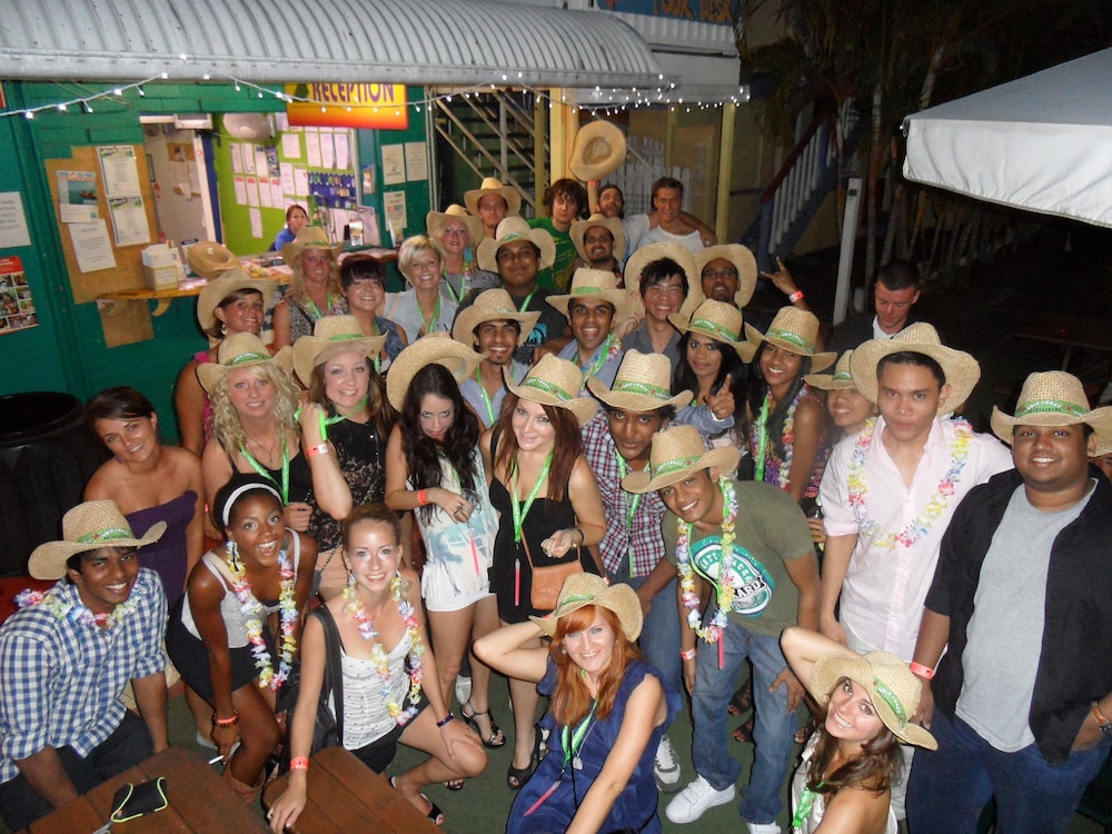 Backpackers In Paradise Resort - Hostel