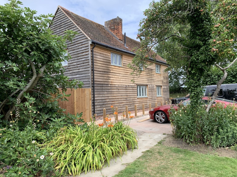 Lodge Cottage