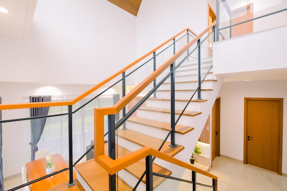Vimala Hills Villa Gadog Puncak 3Br For 12 Pax, Ciawi - 15
