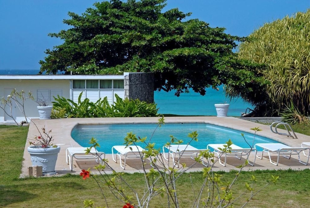 Miramar Villa