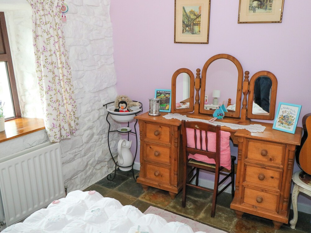 Gort Farm Cottage