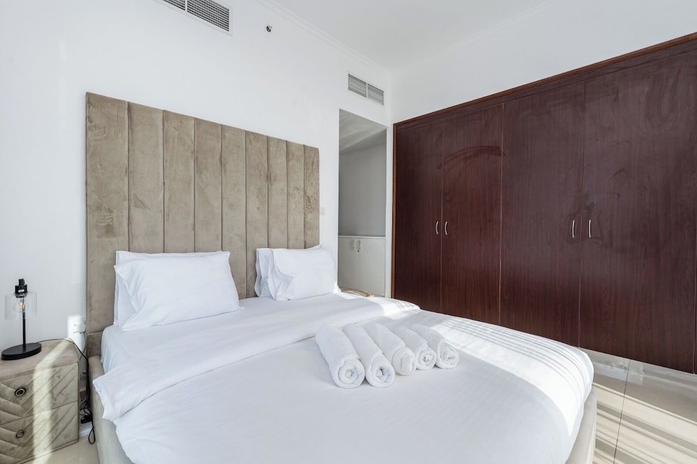 Manzil - Spacious 2BR near Marina Beach