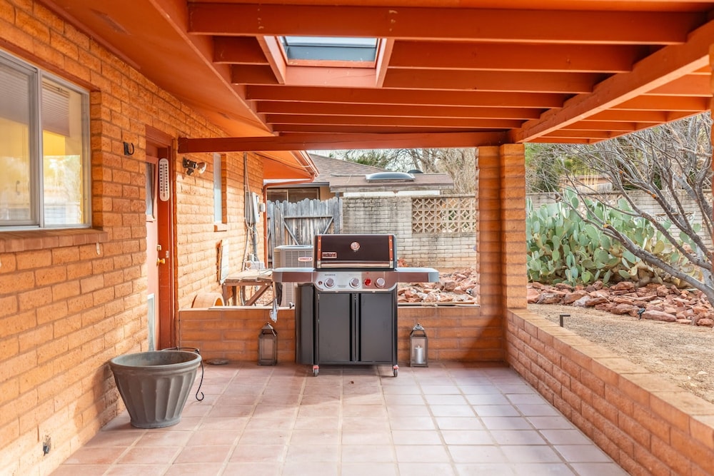NEW Redrock Experience Views Firepit Hottub