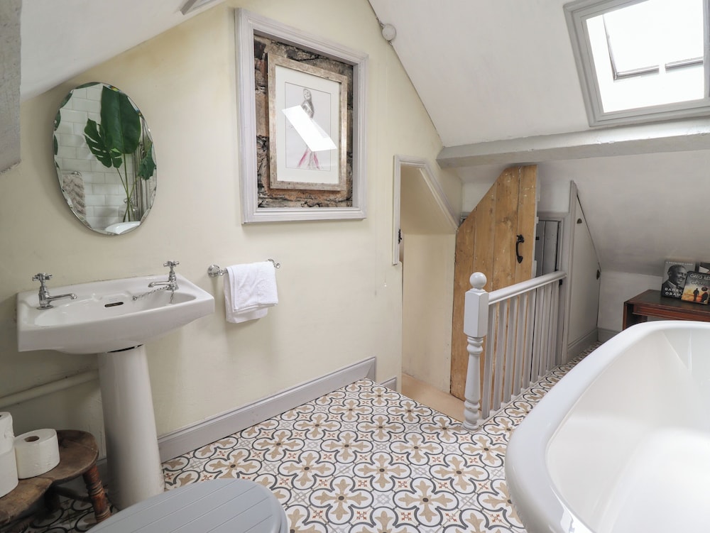Tyn Y Coed Cottage