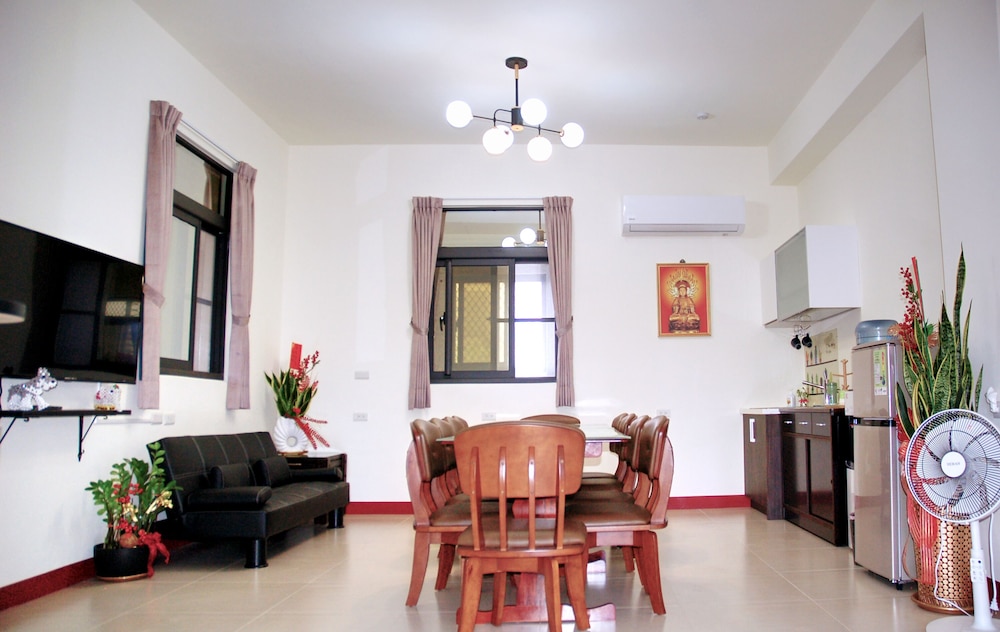 Eliza Inn view 2