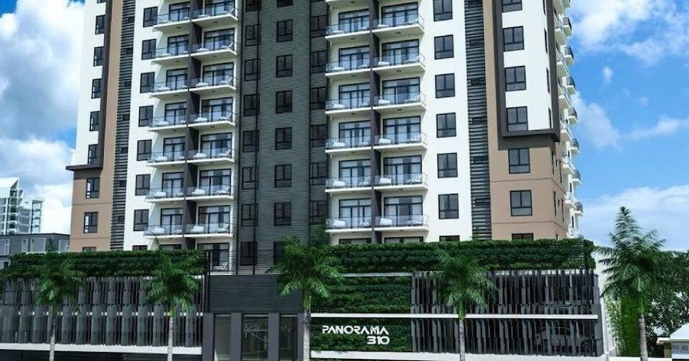 Luxury Condo 1 Br Pool Excellent Location