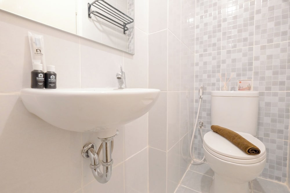 Good Deal And Tranquil Studio Apartment Tokyo Riverside Pik 2