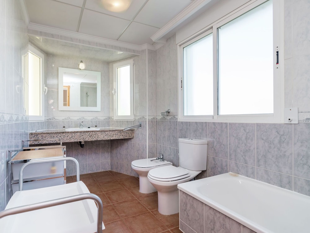 Modern Villa in Murcia With Swimming Pool photo 4
